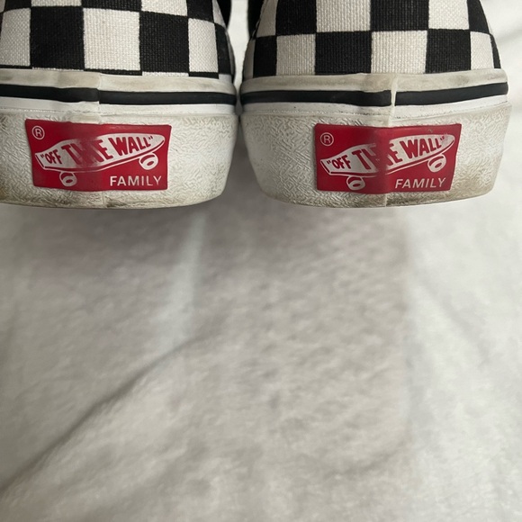 🆕Vans | RARE Heart Share Checkerboard Classic Slip On Mens Sneakers Size 5.5 - Picture 4 of 6